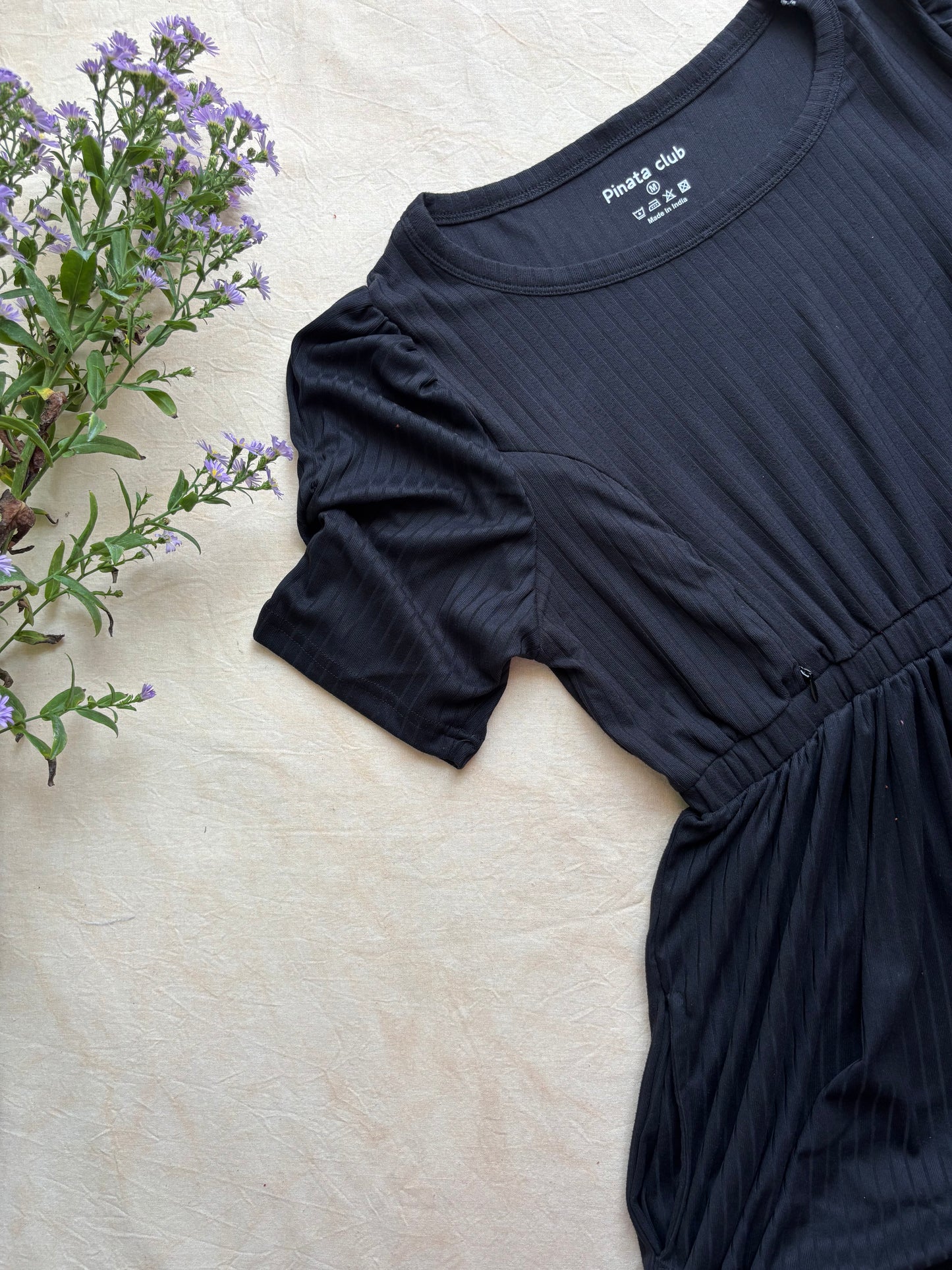 Black Cross-Zip Feeding Gown