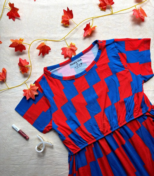 Vibrant Elegance:blue-Red Feeding Gown