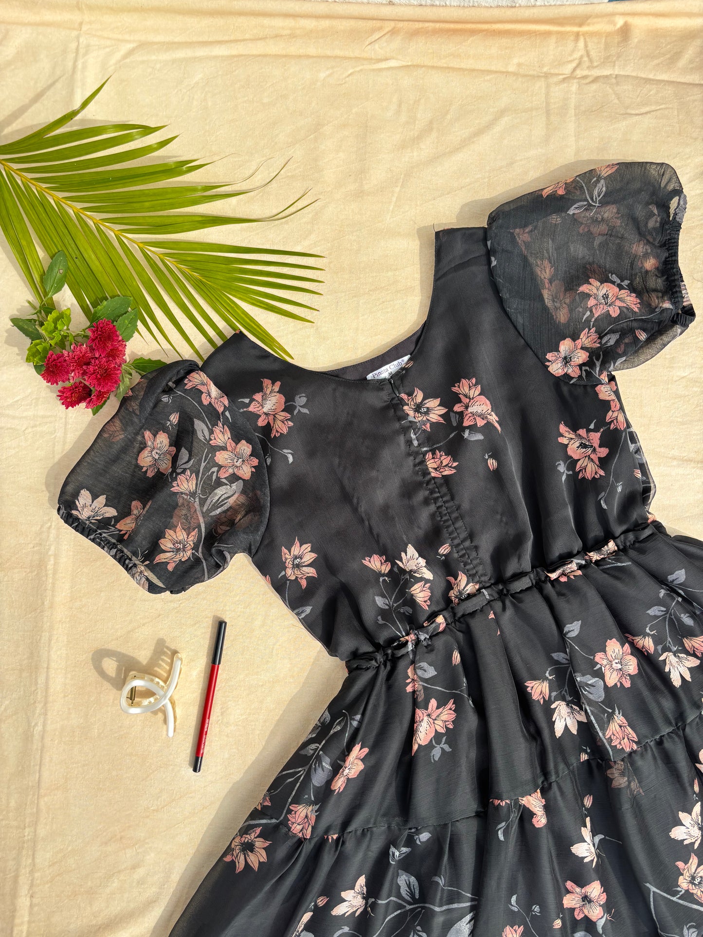 Black flower - Chiffon - Feeding