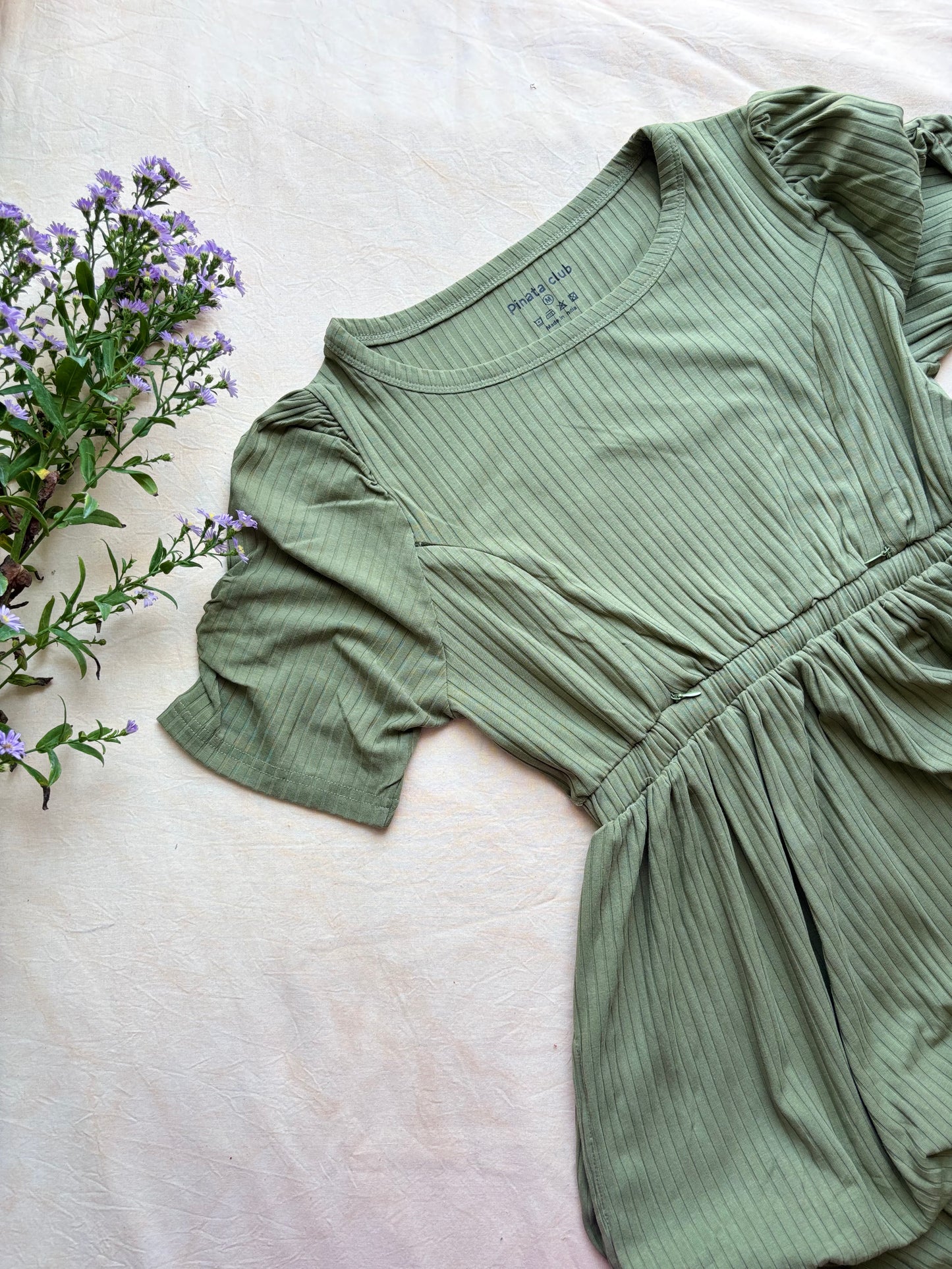 Green Cross-Zip Feeding Gown