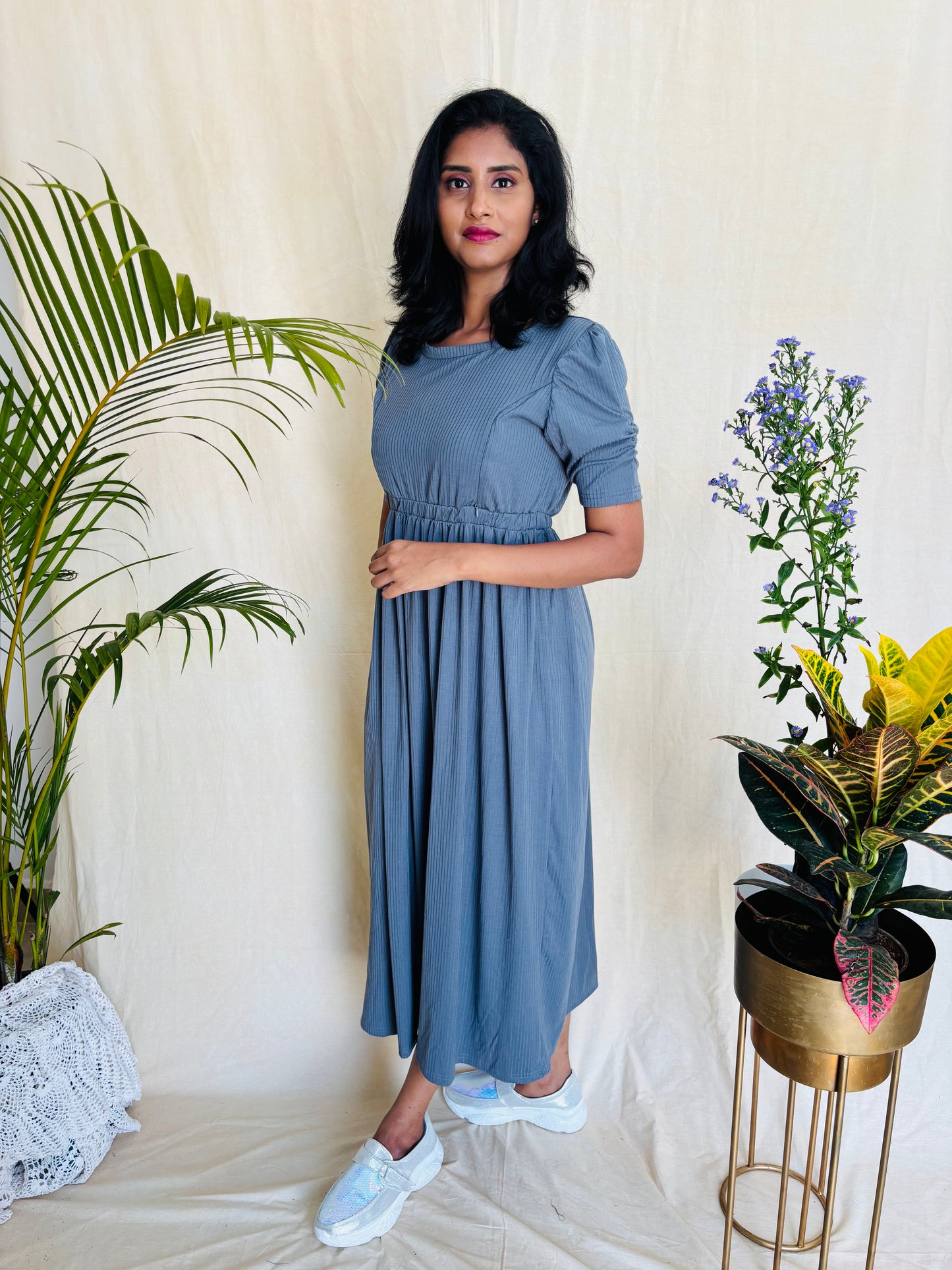 Gray Cross-Zip Feeding Gown