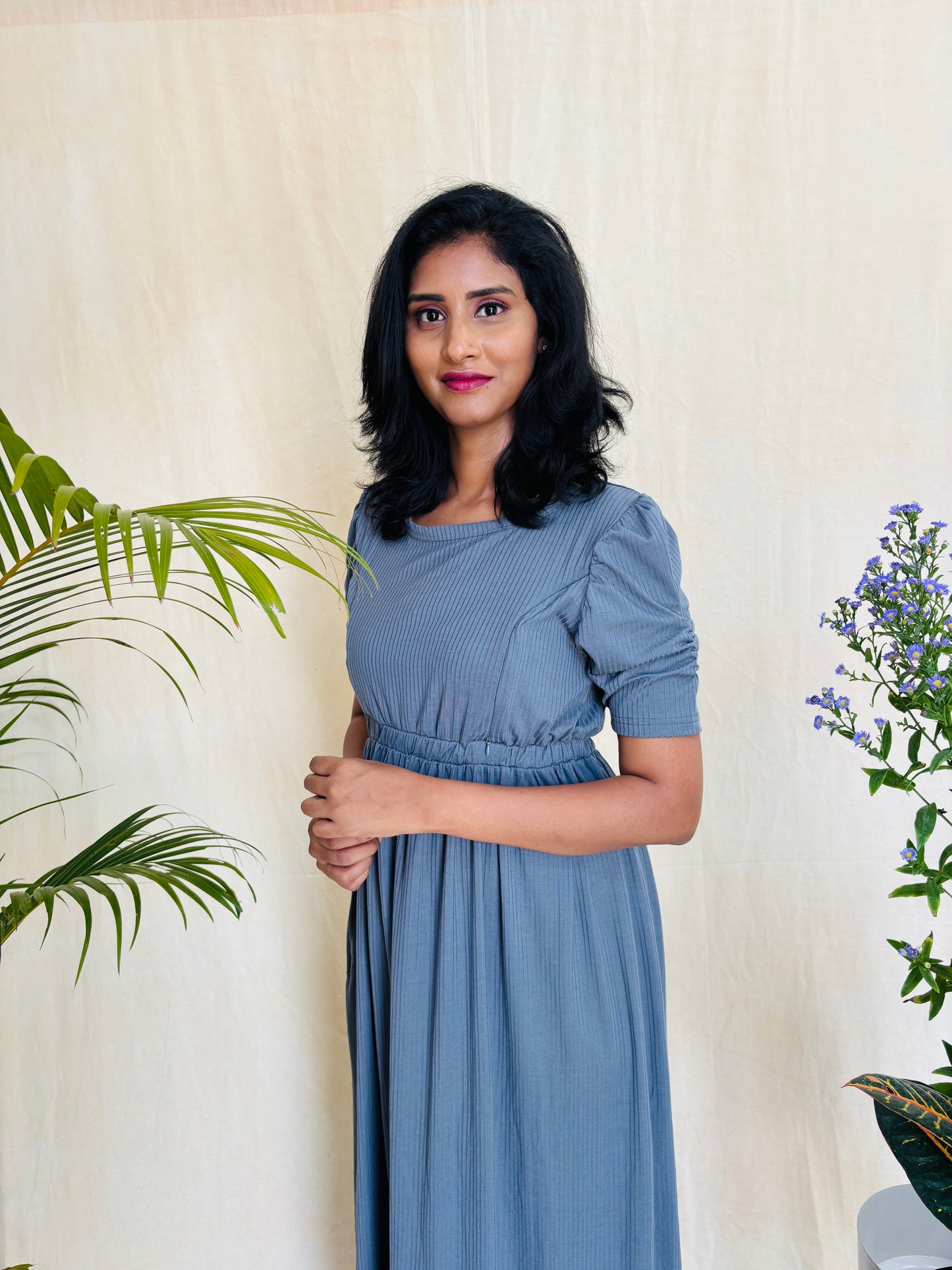 Gray Cross-Zip Feeding Gown