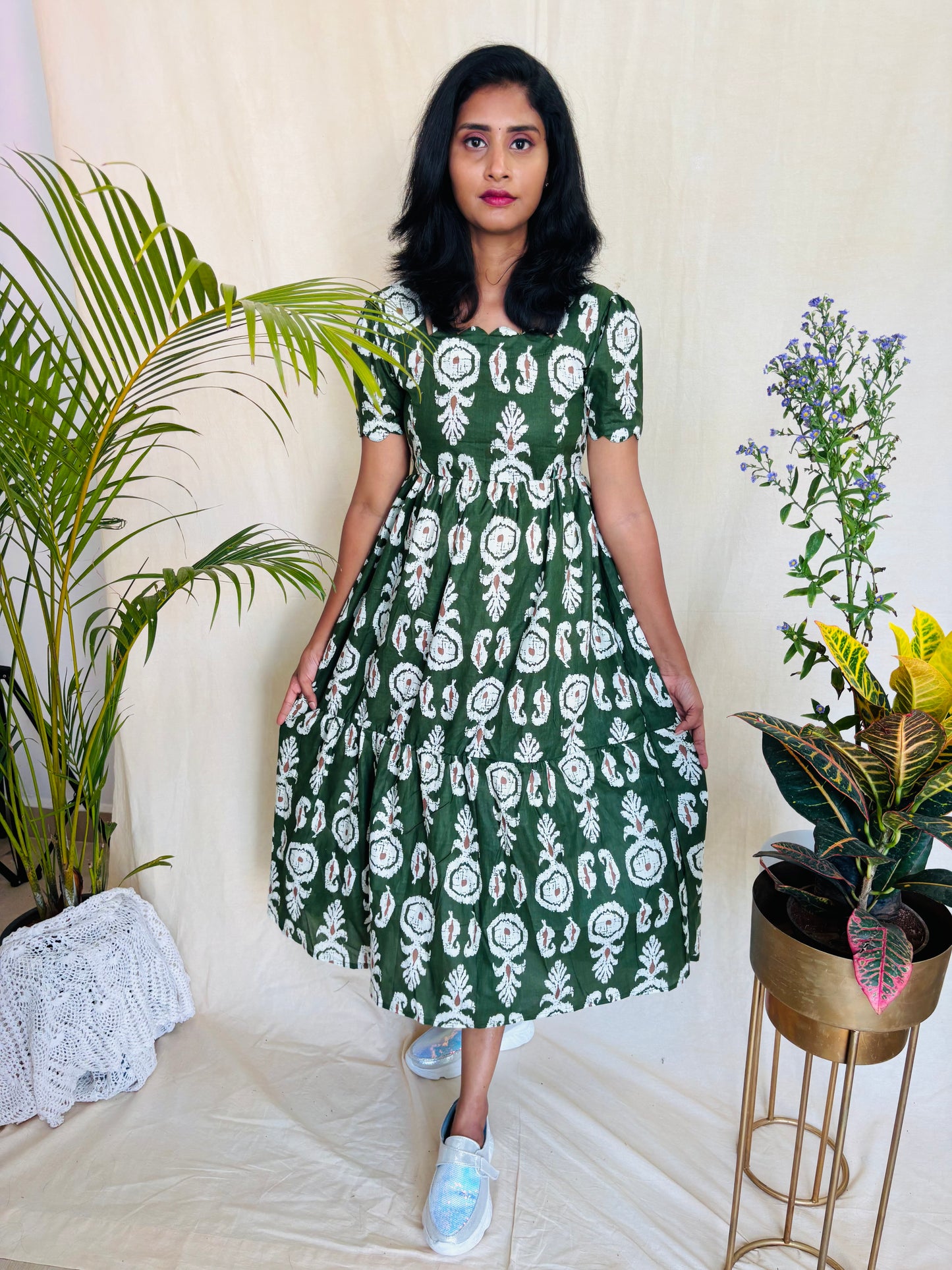 Green - Pure cotton feeding gown