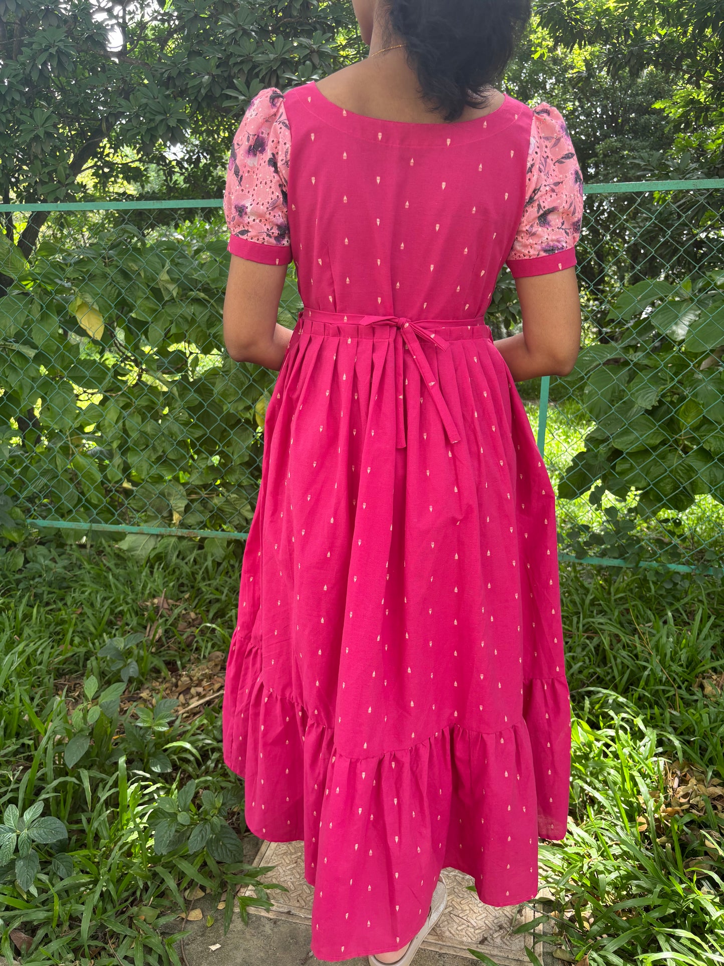 Vanadhi Pink Handloom Cotton Dress for Women – 2-Tier Ethnic Wear (Optional feeding)