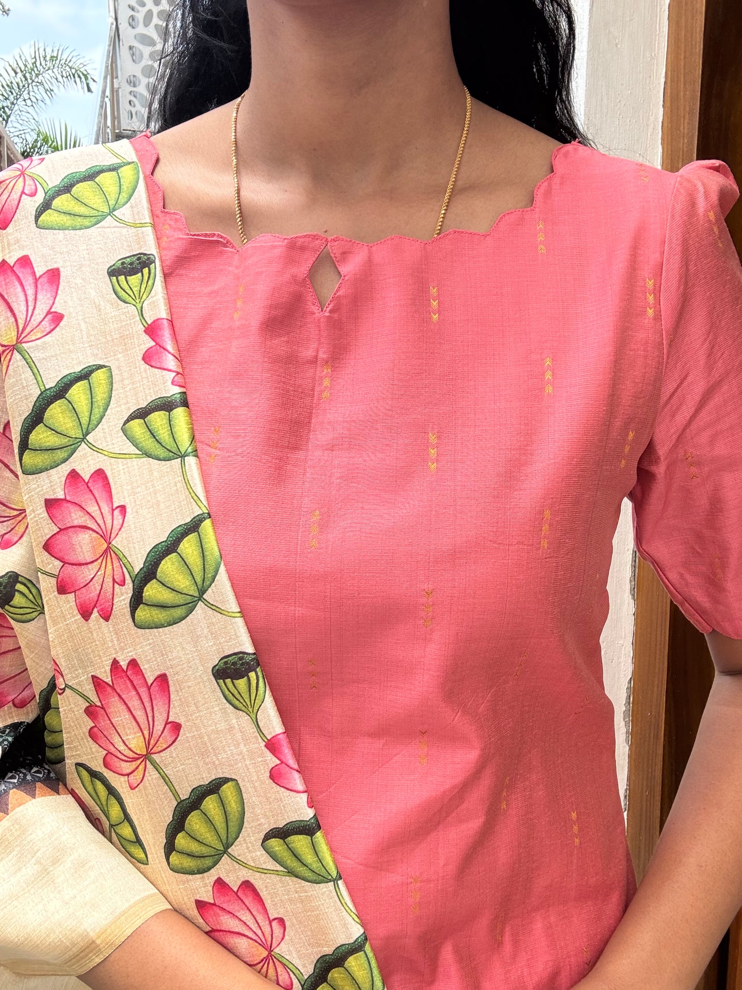 Rose Gold Elegance – 3-Piece Luxury Ensemble