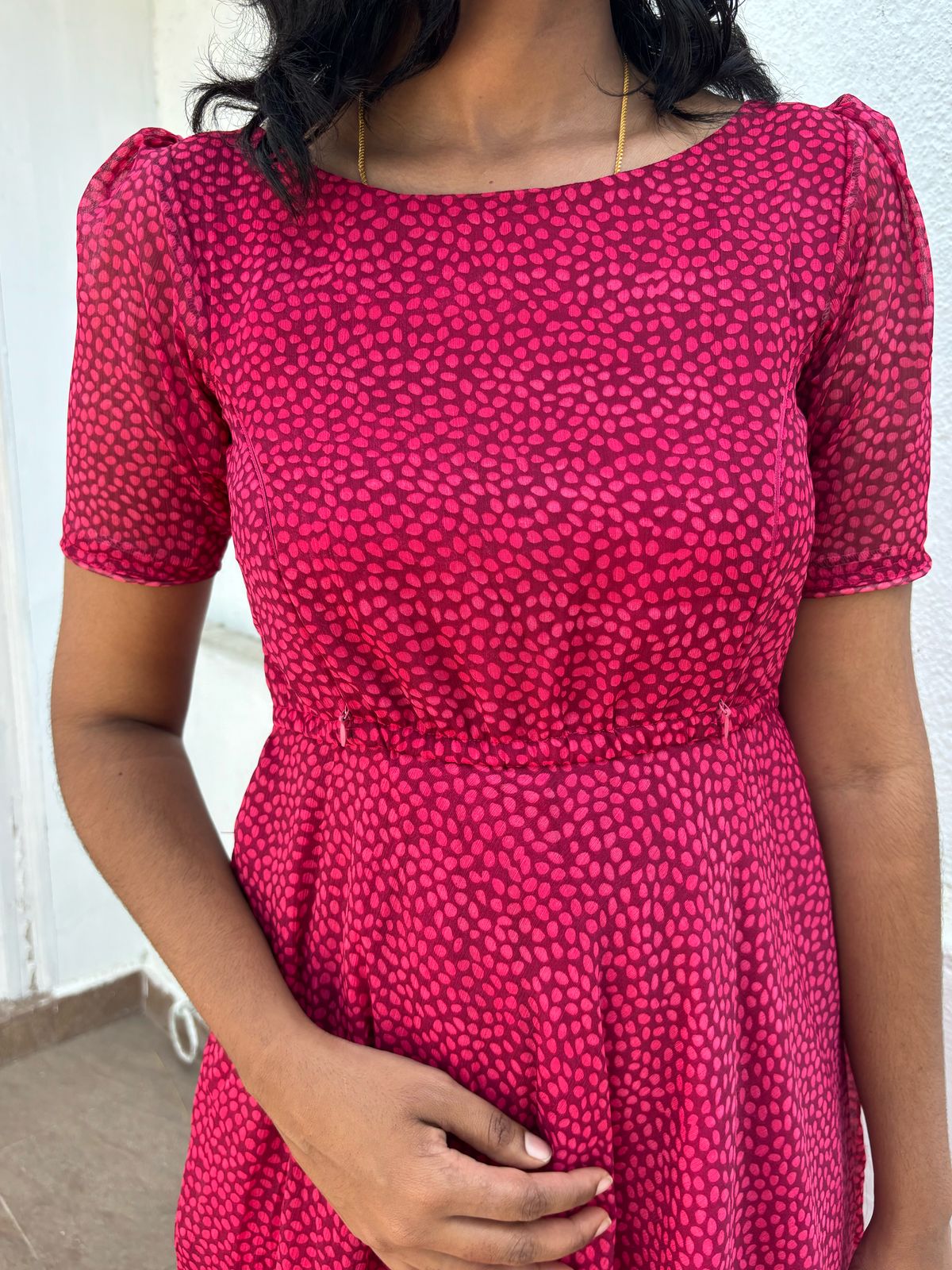 Meganta-Pink Dotted Feeding Gown